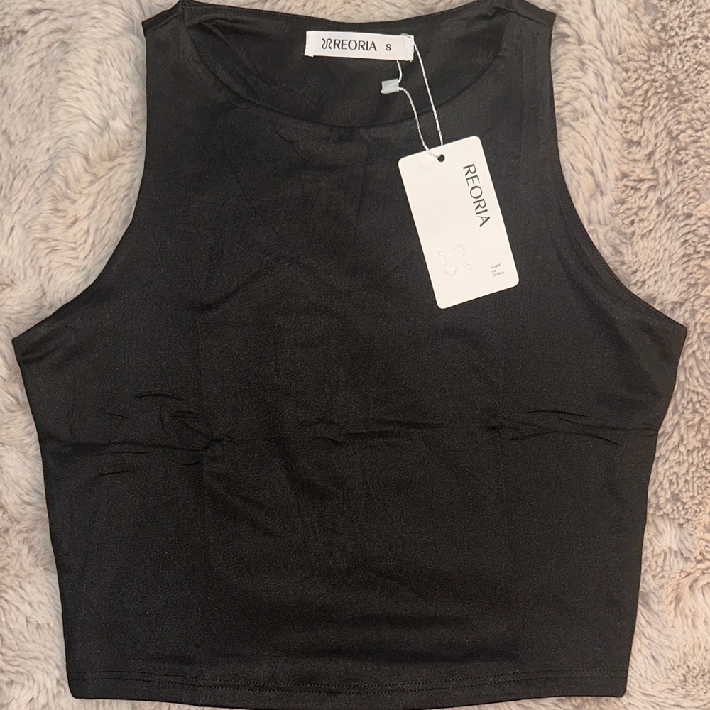 REORIA Women’s Sexy Sleeveless Racer Back Tank Tops Halter Neck Crop Tops